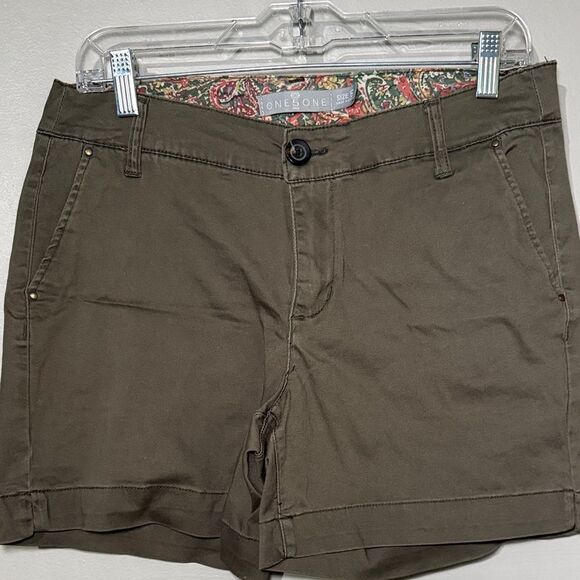 One 5 One Women's Olive Casual Shorts - Picture 1 of 10